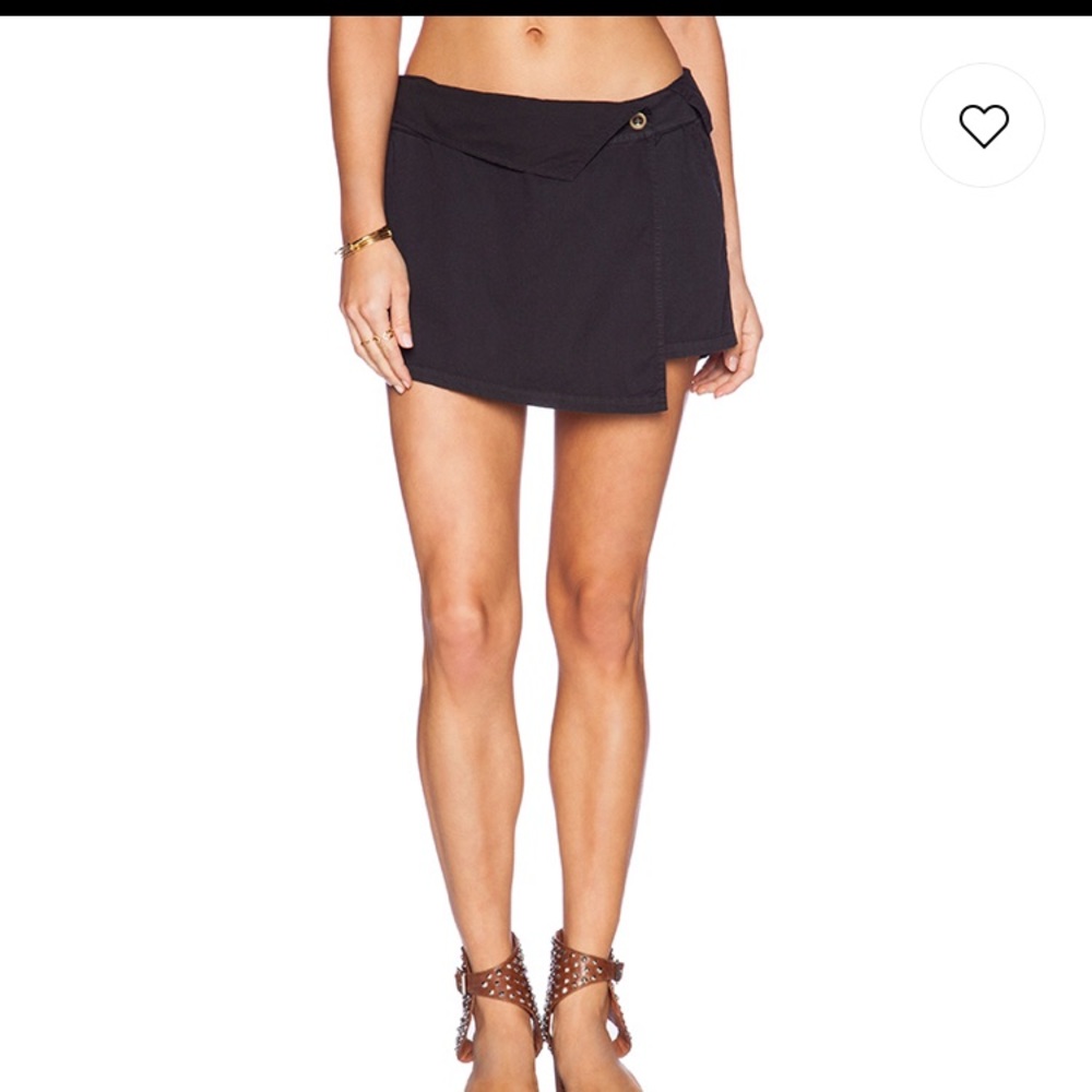 NWT revolve brand Michael Stars black skort